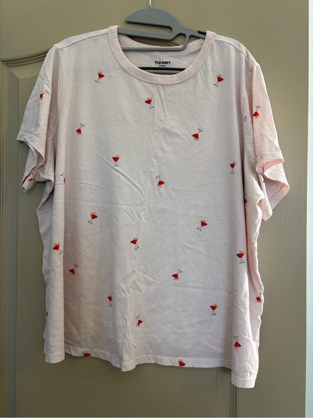 Old Navy Light Pink Short Sleeve Tee with Red Cocktail Print